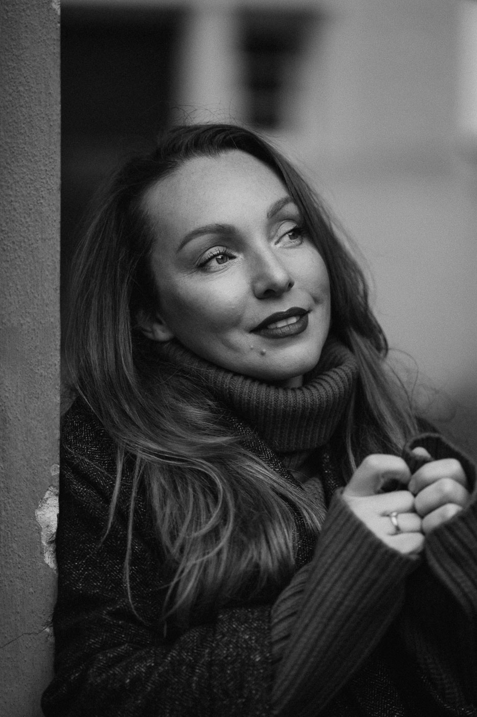 Portraitfotografie München - Frauenportrait mit natürlichem Licht